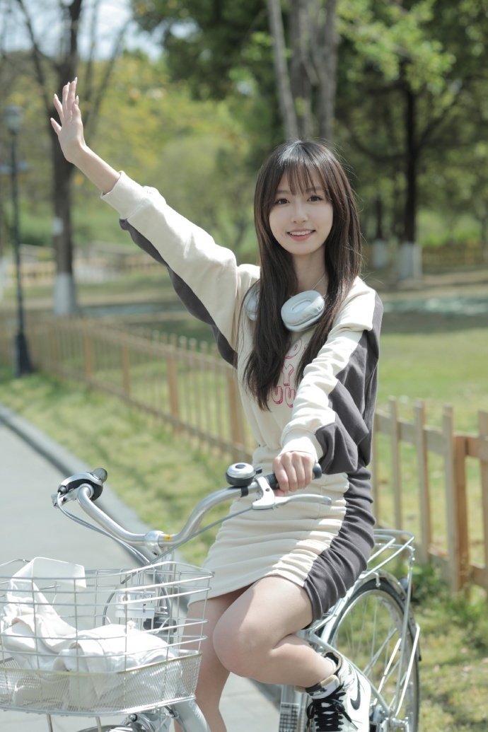 蜘蛛侠：纵横宇宙 封面